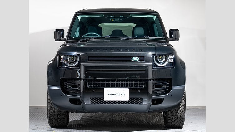 2023 認定中古車 Land Rover Defender 110 サントリーニブラック D300 AWD（AT） S