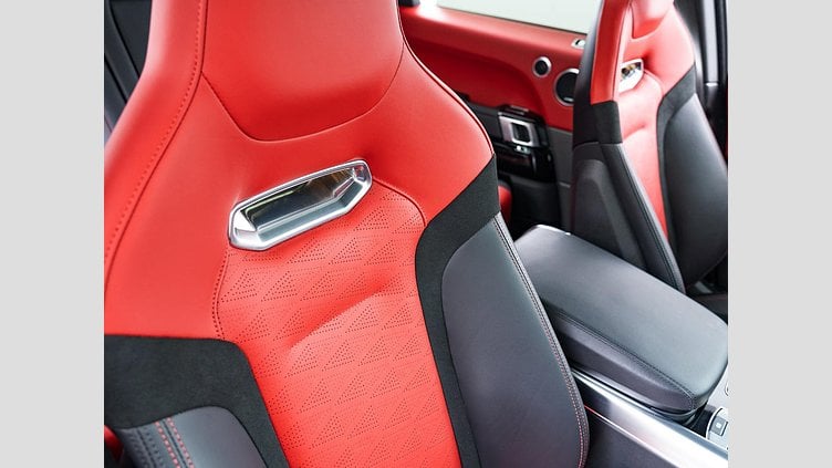 2020 認定中古車 Land Rover Range Rover Sport サントリーニブラック 5.0リッターV8スーパーチャージドガソリン（575 PS） SVR