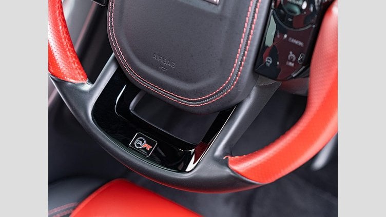 2020 認定中古車 Land Rover Range Rover Sport サントリーニブラック 5.0リッターV8スーパーチャージドガソリン（575 PS） SVR