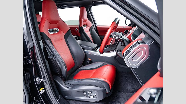 2020 認定中古車 Land Rover Range Rover Sport サントリーニブラック 5.0リッターV8スーパーチャージドガソリン（575 PS） SVR