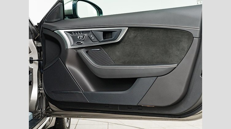 2023 認定中古車 Jaguar F-Type SVO Premium Palette P575 オートマチック 全輪駆動 F-TYPEコンバーチブル R