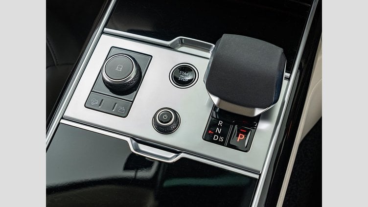 2023 認定中古車 Land Rover Range Rover フジホワイト D300 AWD MHEV（AT） スタンダードホイールベース HSE