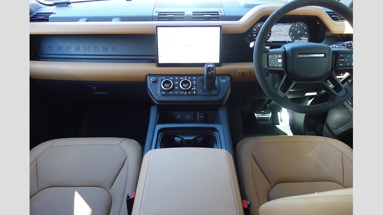 2023 認定中古車 Land Rover Defender 110 サントリーニブラック P525 AWD (AT) V8