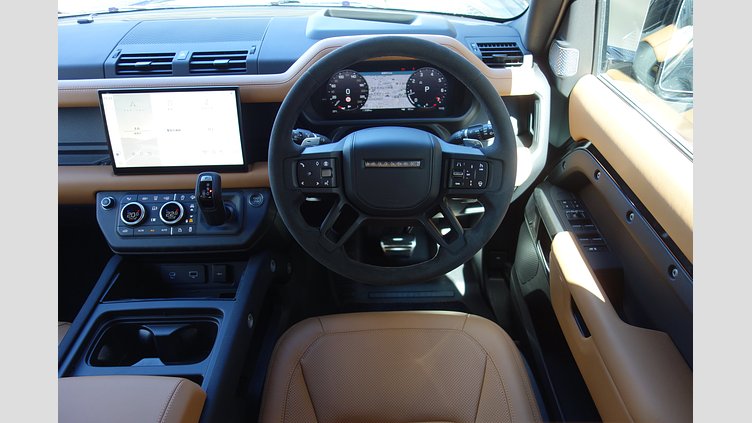 2023 認定中古車 Land Rover Defender 110 サントリーニブラック P525 AWD (AT) V8
