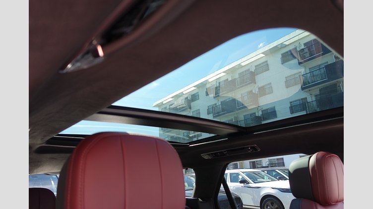 2024 認定中古車 Land Rover Range Rover Sport サントリーニブラック D300マイルドハイブリッド スタンダードホイールベース Autobiography