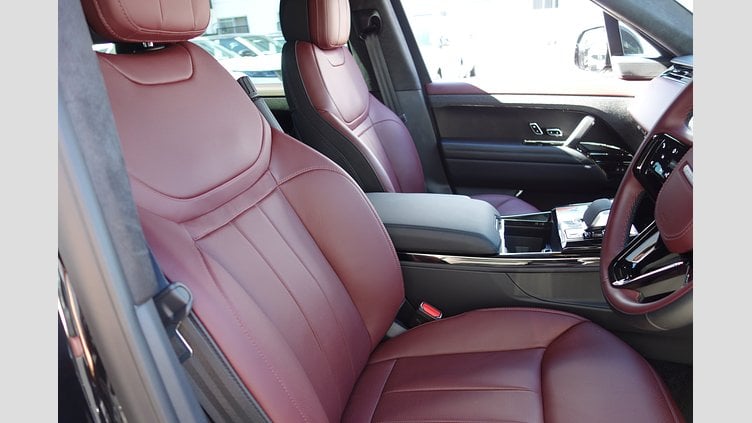 2024 認定中古車 Land Rover Range Rover Sport サントリーニブラック D300マイルドハイブリッド スタンダードホイールベース Autobiography