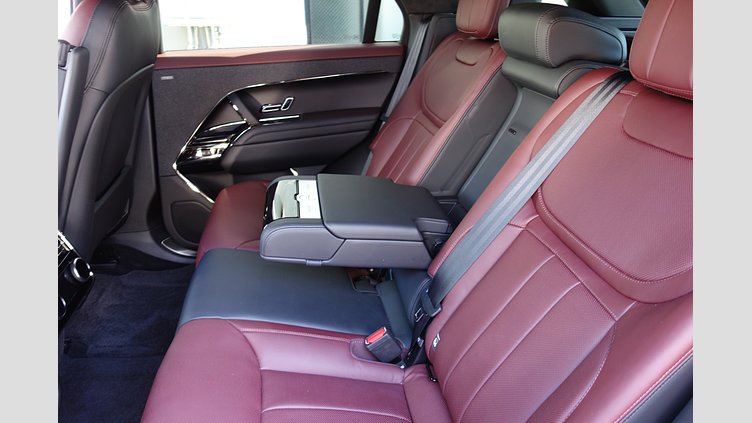 2024 認定中古車 Land Rover Range Rover Sport サントリーニブラック D300マイルドハイブリッド スタンダードホイールベース Autobiography