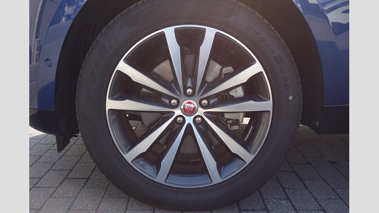 2022 認定中古車 Jaguar F-Pace ブルーファイアブルー P250 AWD（オートマチック） 2.0P S 250PS 22MY