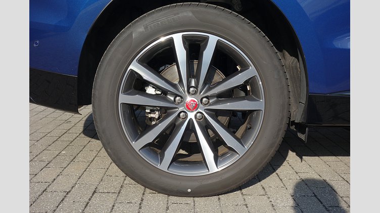 2022 認定中古車 Jaguar F-Pace ブルーファイアブルー P250 AWD（オートマチック） 2.0P S 250PS 22MY
