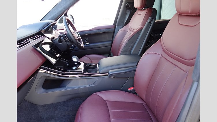 2024 認定中古車 Land Rover Range Rover Sport サントリーニブラック D300マイルドハイブリッド スタンダードホイールベース Autobiography