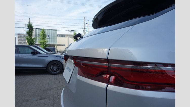 2022 認定中古車 Jaguar F-Pace ハクバシルバー P250 AWD（オートマチック） 2.0P S 250PS 23MY