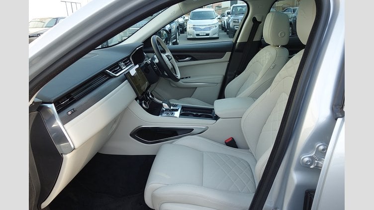 2022 認定中古車 Jaguar F-Pace ハクバシルバー P250 AWD（オートマチック） 2.0P S 250PS 23MY