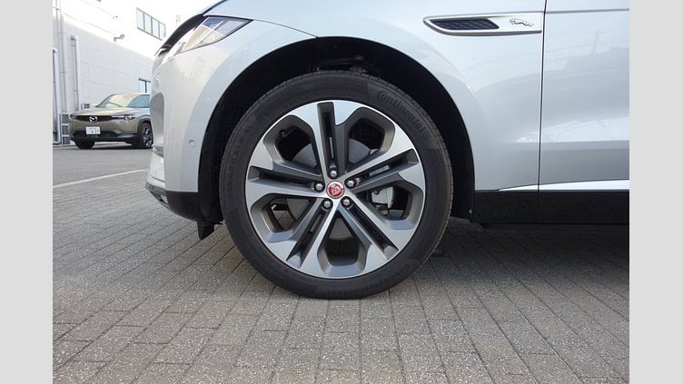2022 認定中古車 Jaguar F-Pace ハクバシルバー P250 AWD（オートマチック） 2.0P S 250PS 23MY