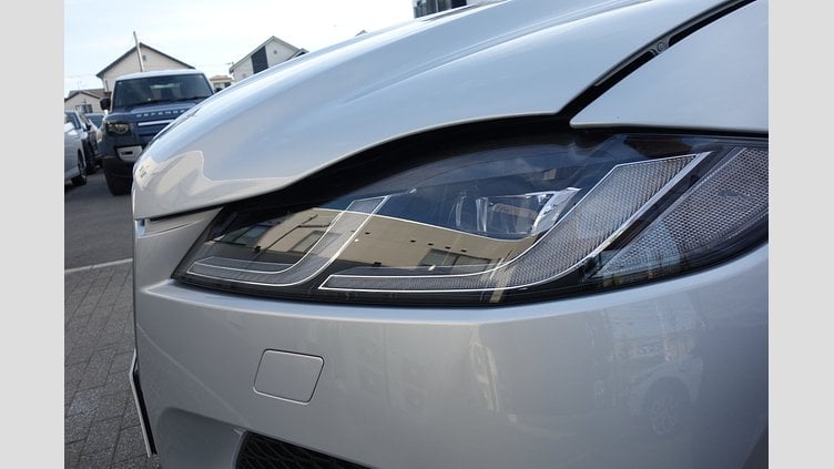 2022 認定中古車 Jaguar F-Pace ハクバシルバー P250 AWD（オートマチック） 2.0P S 250PS 23MY