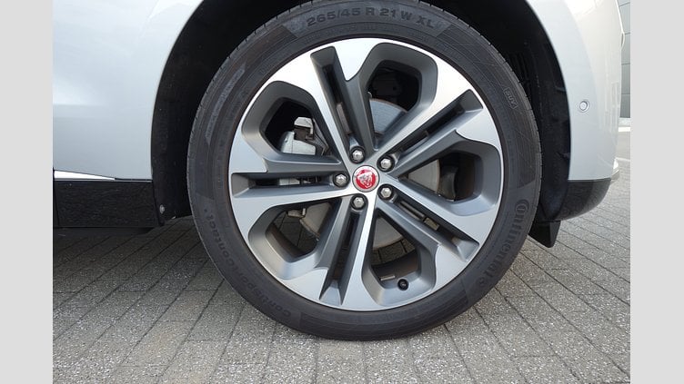 2022 認定中古車 Jaguar F-Pace ハクバシルバー P250 AWD（オートマチック） 2.0P S 250PS 23MY