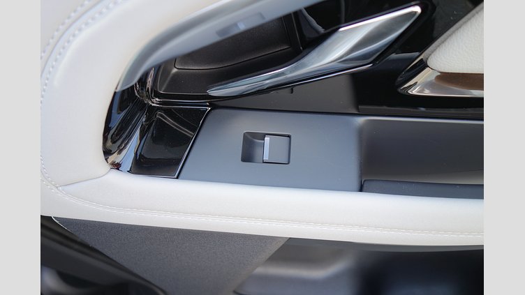 2023 認定中古車 Land Rover Range Rover Evoque Indus Silver P250 AWD（オートマチック） BRONZE EDITION