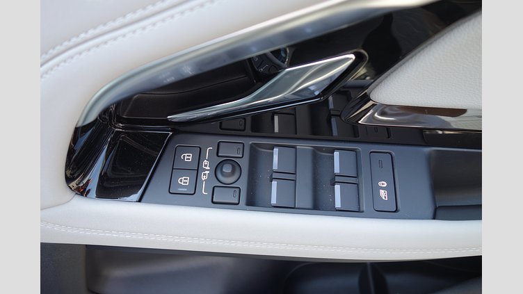 2023 認定中古車 Land Rover Range Rover Evoque Indus Silver P250 AWD（オートマチック） BRONZE EDITION