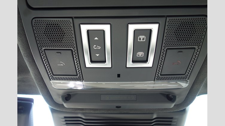 2023 認定中古車 Land Rover Range Rover Evoque Indus Silver P250 AWD（オートマチック） BRONZE EDITION