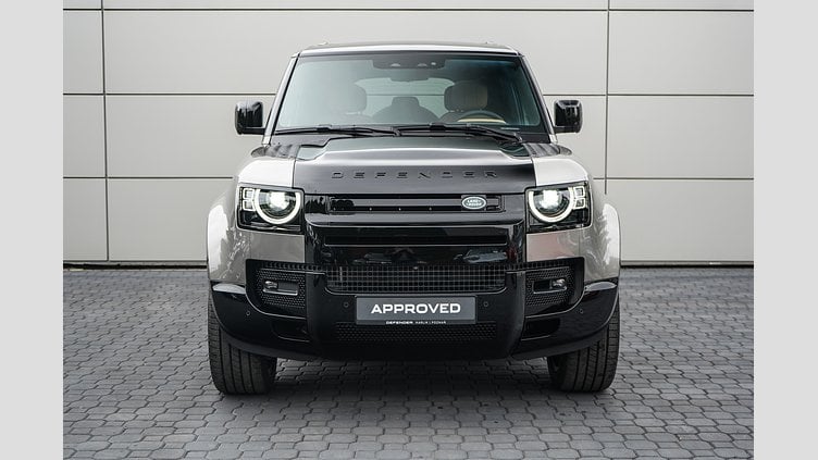 2024 Używany Land Rover Defender 110 Silicon Silver 3.0D I6 300 PS 3.0D I6 300 PS AWD Auto X 110