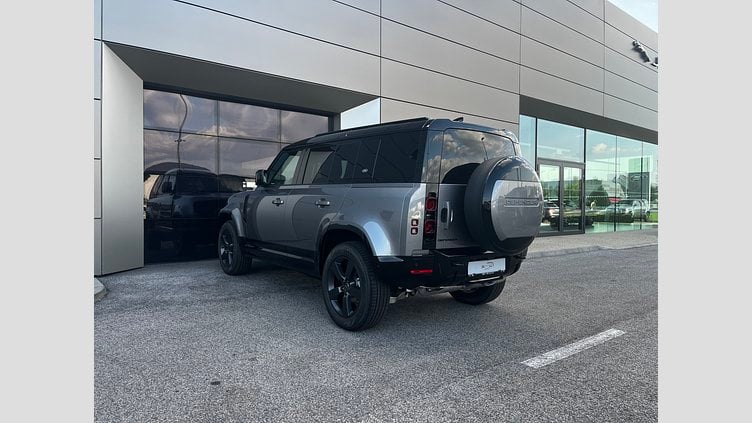 2024 SKLADOVÉ VOZIDLÁ Land Rover Defender 110 Eiger Grey D250 X-Dynamic HSE 