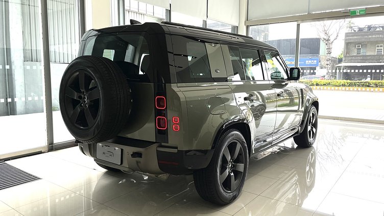 2024 新車 Land Rover Defender 110 (1DJ) 盤古大陸綠 Pangea Green P300  X-DYNAMIC HSE