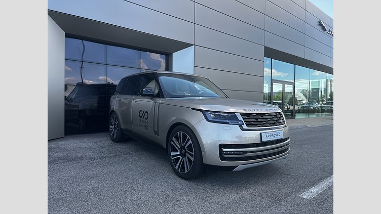 2023 SKLADOVÉ VOZIDLÁ Land Rover Range Rover Batumi Gold D350 HSE