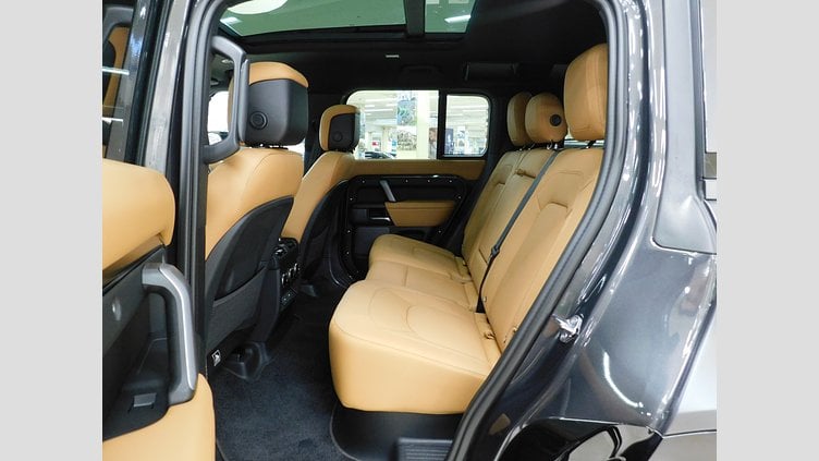 2024 認定中古車 Land Rover Defender 110 カルパチアングレイ P525 AWD (AT) V8 CARPATHIAN EDITION