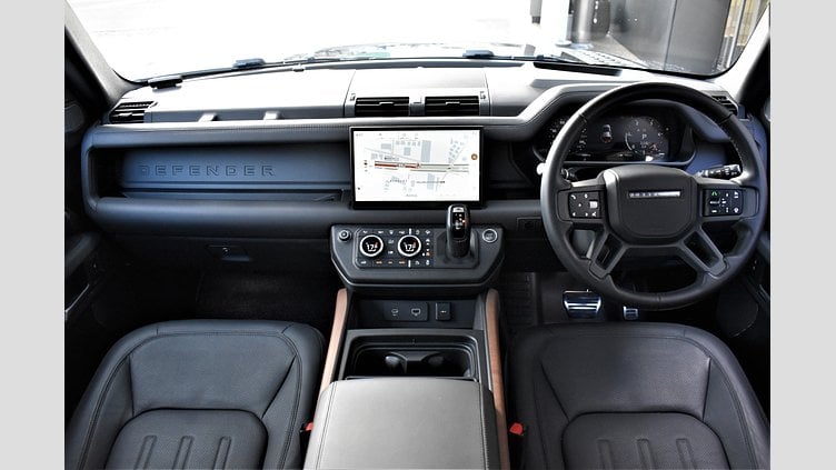 2023 認定中古車 Land Rover Defender 110 サントリーニブラック D300 AWD（AT） X