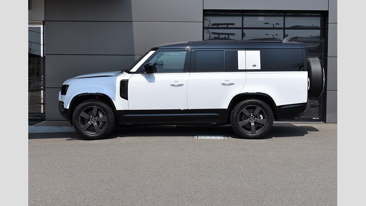 2023 認定中古車 Land Rover Defender 130 フジホワイト D300 AWD AUTOMATIC MHEV X-DYNAMIC HSE