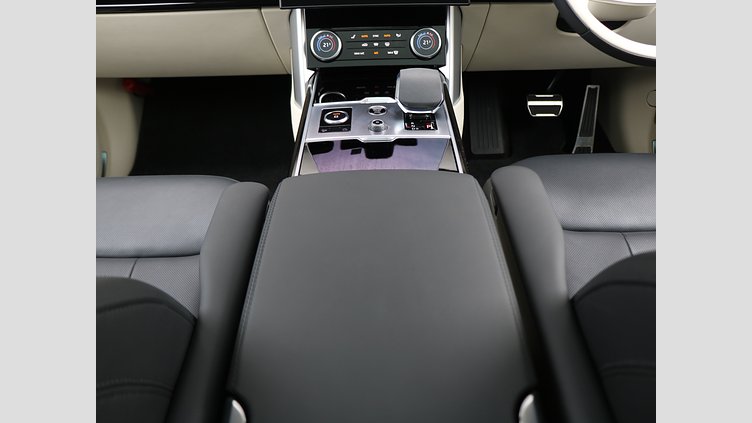2023 認定中古車 Land Rover Range Rover サントリーニブラック P530 AWD（AT） スタンダードホイールベース HSE