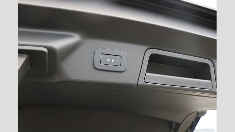 2023 認定中古車 Land Rover Range Rover Velar ザダルグレイ D200マイルドハイブリッド（ディーゼル） Dynamic HSE