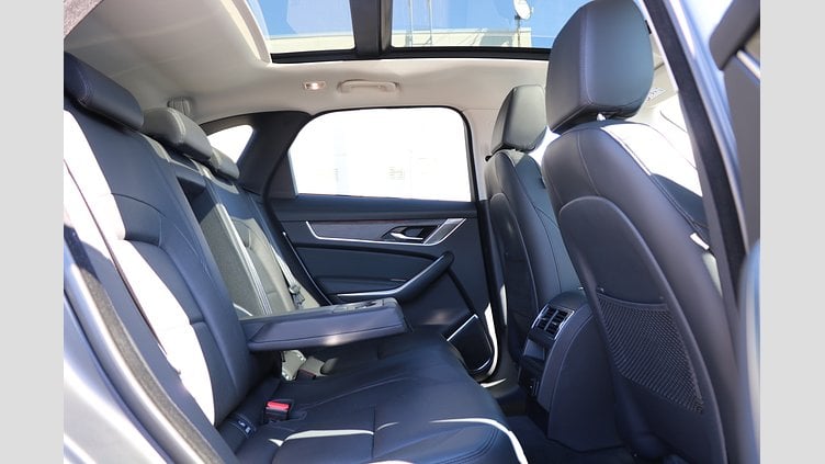 2023 認定中古車 Jaguar F-Pace ハクバシルバー D204 AWD（オートマチック）MHEV S