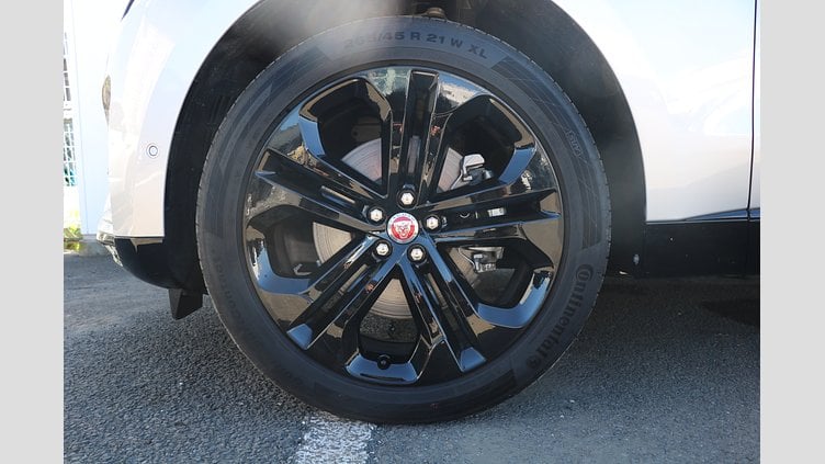 2023 認定中古車 Jaguar F-Pace ハクバシルバー D204 AWD（オートマチック）MHEV S