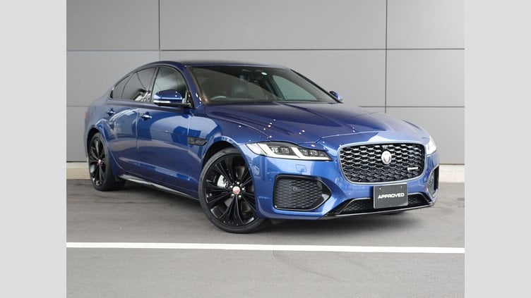 2021 認定中古車 Jaguar XF ブルーファイアブルー P250 RWD （オートマチック） SALOON R-DYNAMIC HSE
