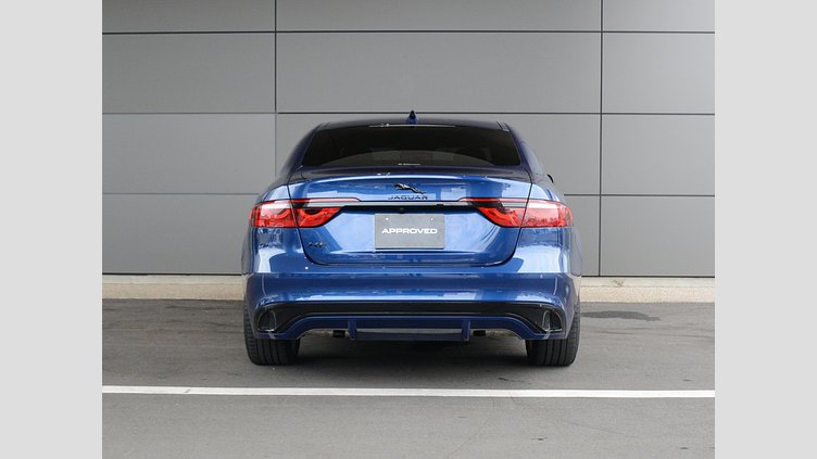 2021 認定中古車 Jaguar XF ブルーファイアブルー P250 RWD （オートマチック） SALOON R-DYNAMIC HSE
