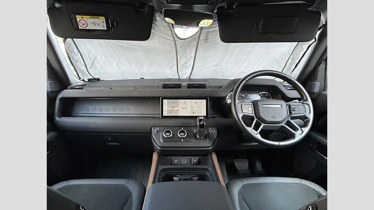 2022 認定中古車 Land Rover Defender 110 サントリーニブラック D300 AWD（AT） X-DYNAMIC SE