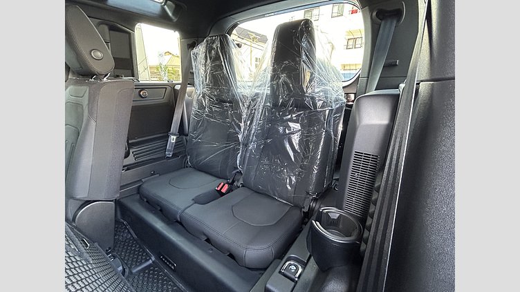 2022 認定中古車 Land Rover Defender 110 サントリーニブラック D300 AWD（AT） X-DYNAMIC SE