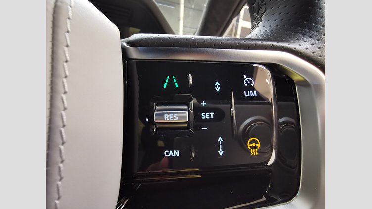 2023 認定中古車 Land Rover Range Rover Evoque ソウルパールシルバー P250 AWD（オートマチック） BRONZE EDITION