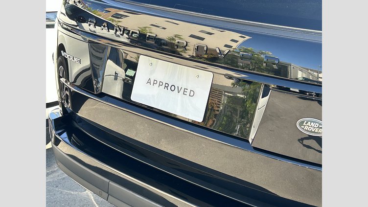 2019 認定中古車 Land Rover Range Rover Santorini Black 3.0 V6 Dsl Mono Turbo Std Flow ヴォーグ