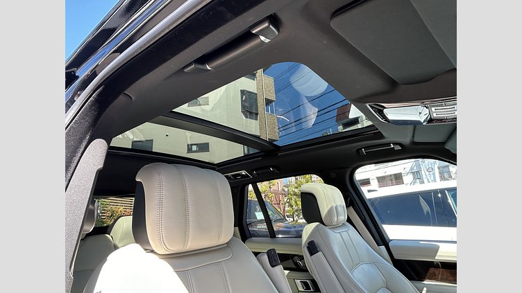 2019 認定中古車 Land Rover Range Rover Santorini Black 3.0 V6 Dsl Mono Turbo Std Flow ヴォーグ