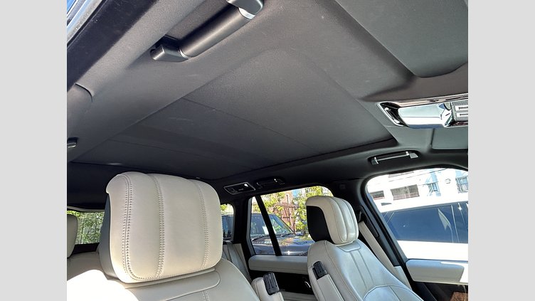2019 認定中古車 Land Rover Range Rover Santorini Black 3.0 V6 Dsl Mono Turbo Std Flow ヴォーグ