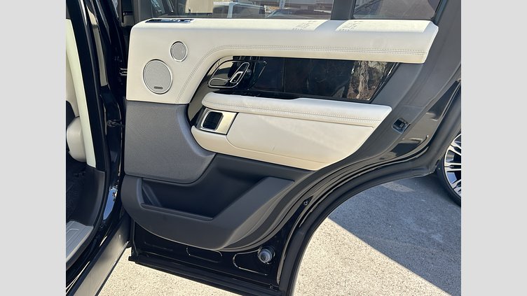 2019 認定中古車 Land Rover Range Rover Santorini Black 3.0 V6 Dsl Mono Turbo Std Flow ヴォーグ