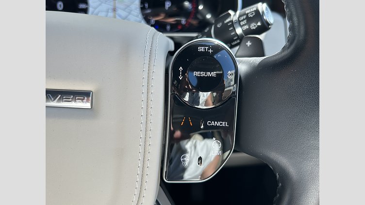 2019 認定中古車 Land Rover Range Rover Santorini Black 3.0 V6 Dsl Mono Turbo Std Flow ヴォーグ