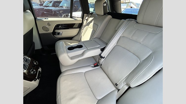 2019 認定中古車 Land Rover Range Rover Santorini Black 3.0 V6 Dsl Mono Turbo Std Flow ヴォーグ