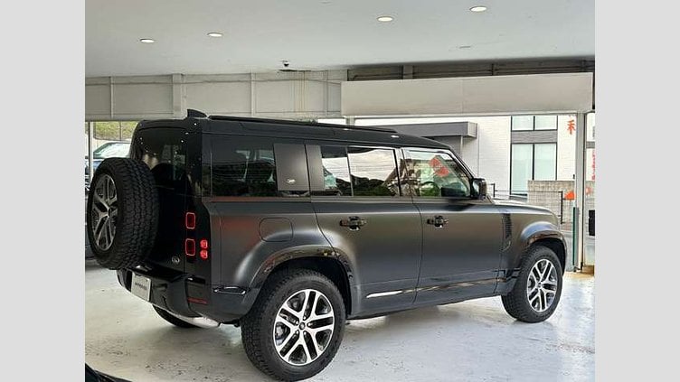 2023 認定中古車 Land Rover Defender 110 アイガーグレイ D300 AWD（AT） X-DYNAMIC SE