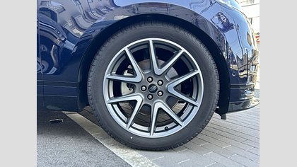 Range Rover Velar 13