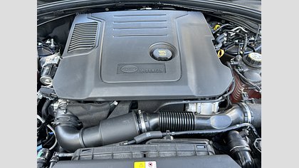 Range Rover Velar 64