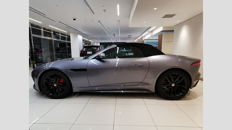 2020 認定中古車 Jaguar F-Type アイガーグレー ジャガー 5.0リッターV8 550PS スーパーチャージド ガソリン エンジン (オートマチックトランスミッション、オールホイールドライブ(AWD)) F-TYPEコンバーチブル R