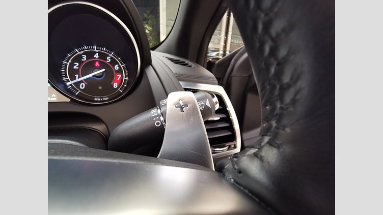2020 認定中古車 Jaguar F-Type アイガーグレー ジャガー 5.0リッターV8 550PS スーパーチャージド ガソリン エンジン (オートマチックトランスミッション、オールホイールドライブ(AWD)) F-TYPEコンバーチブル R