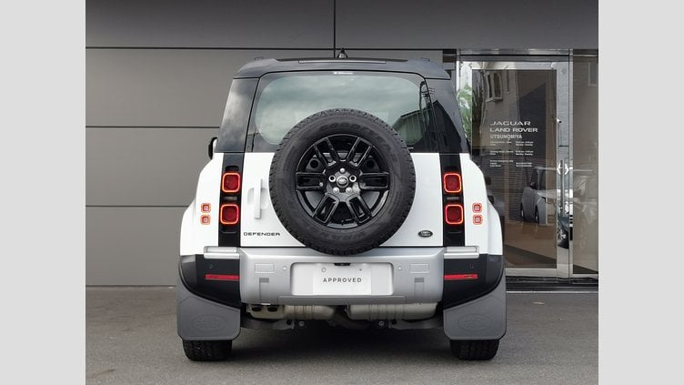 2023 認定中古車 Land Rover Defender 110 フジホワイト D300 AWD（AT） S